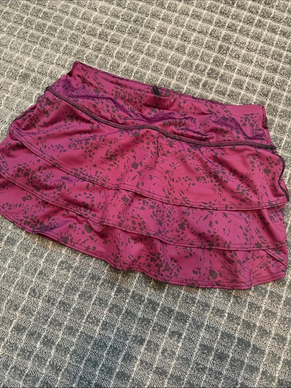 Athleta Magenta Tiered Ruffle Mini Skirt with Dark Print